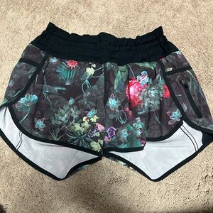 Size 4 lulu lemon shorts